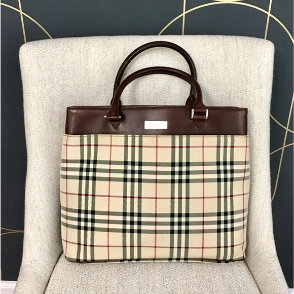 Burberry Handbags - Burberry authentic nova check canvas tote bag